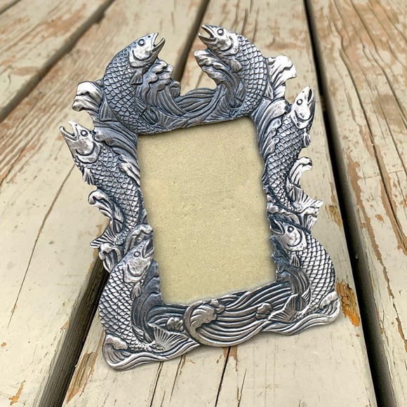 Silver fish frame - Picture 1 of 11